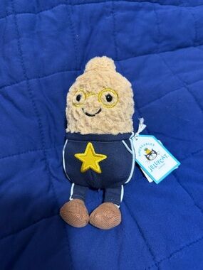 Jellycat Peanut Star student